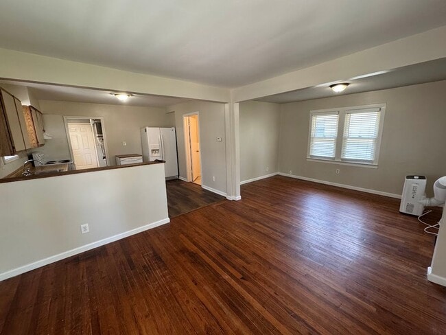 Photo - 1 bed, 1 bath single family Ferndale home with garage