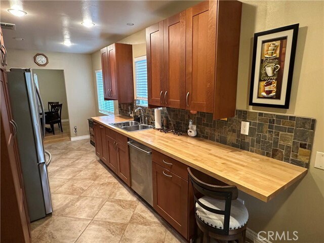 Photo - 21339 Velicata St