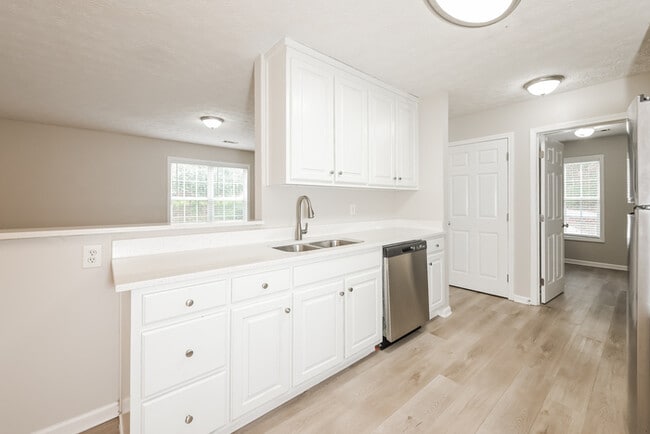 Photo - 19 Georgia Rd