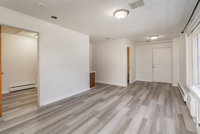 Photo - Cozy Efficiency Apartment in Midland $800 per Month Utilities included!