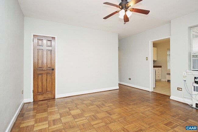 Photo - 32 University Cir Unit 1