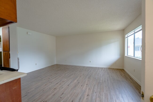 Photo - 1220 Fairview Dr