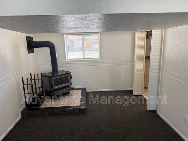 Photo - 927 S 1635 W St