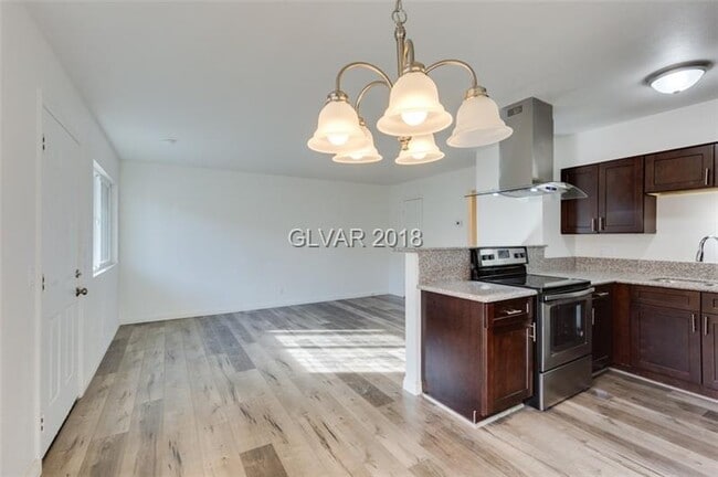 Photo - 1840 Harding St Unit 4