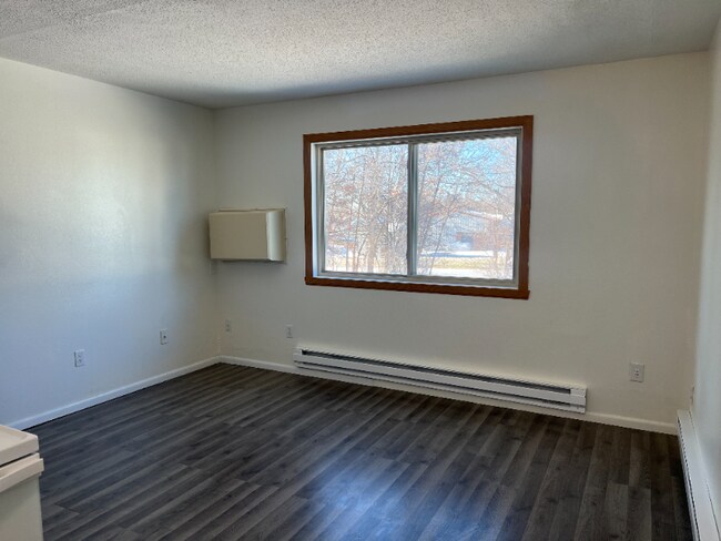 Photo - 806 13th St NE Unit 1