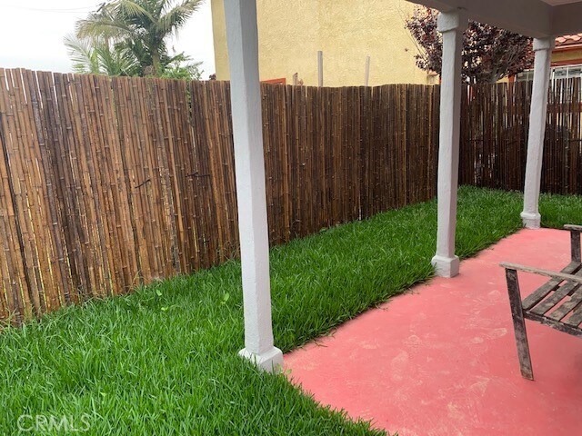 Photo - 163 W 48th St