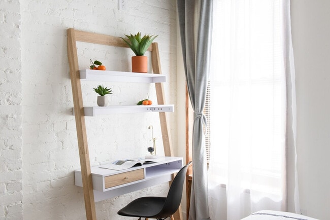 Photo - 241 E 24th St Unidad ID1021811P