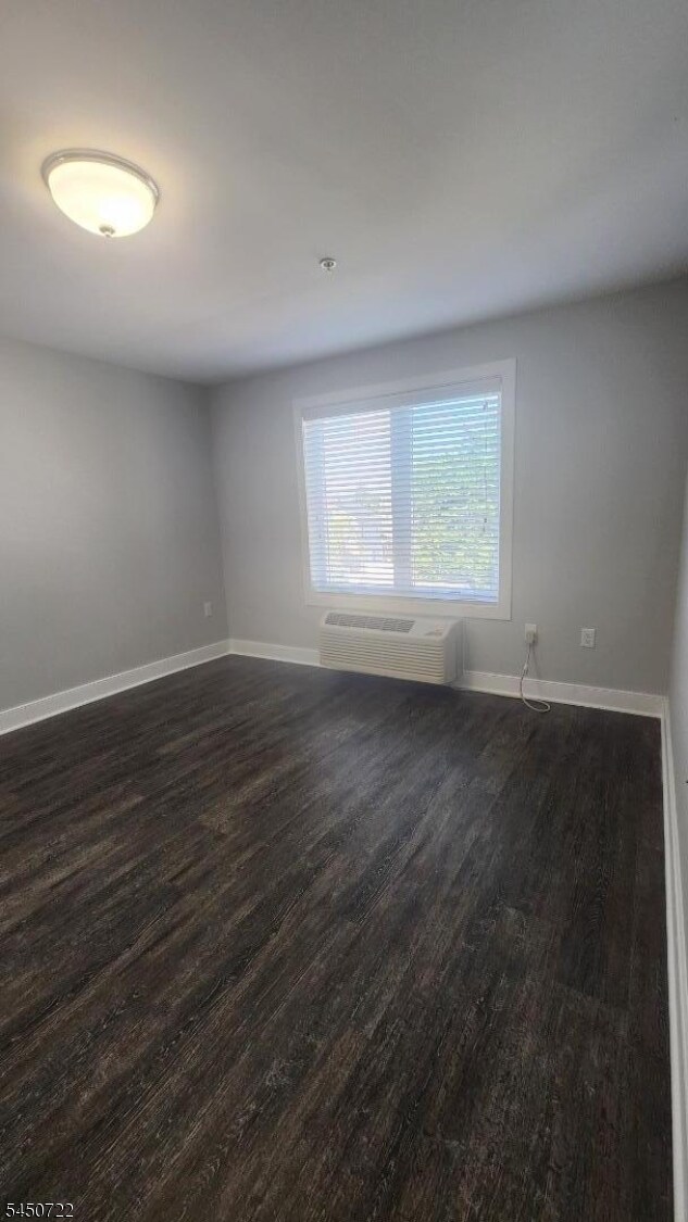 241 Ridge Rd Unit 2E