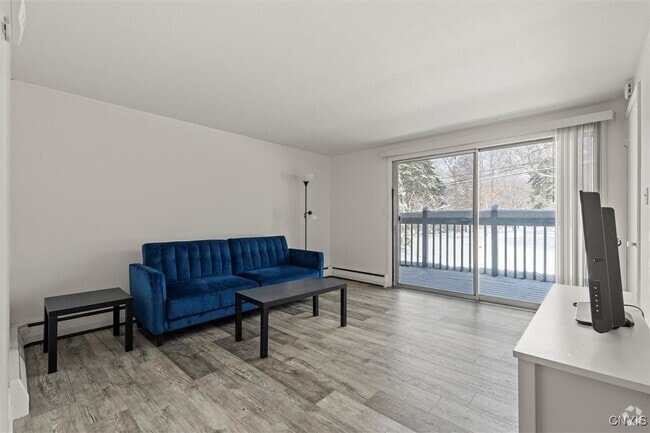 Building Photo - 204 Ostrom Ave Rental