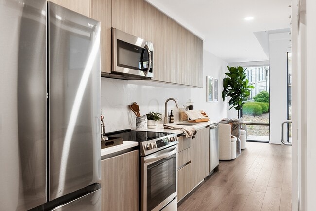 Photo - Zephyr at Wardman Park