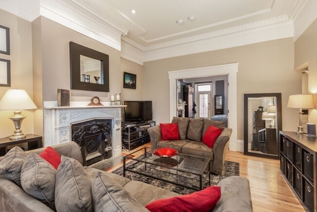 Photo - 439 Shawmut Ave Unit 2