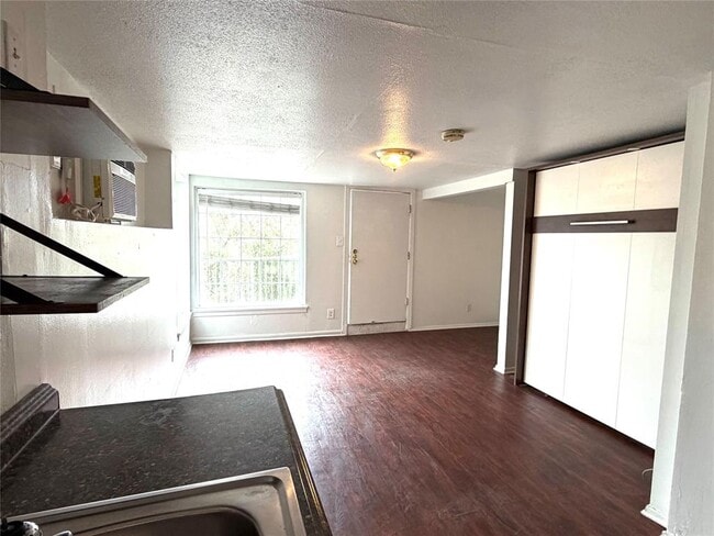 Photo - 808 Edgecliff Terrace