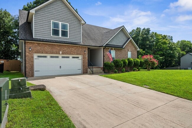 Photo - Fenced Backyard with a Bonus Room!