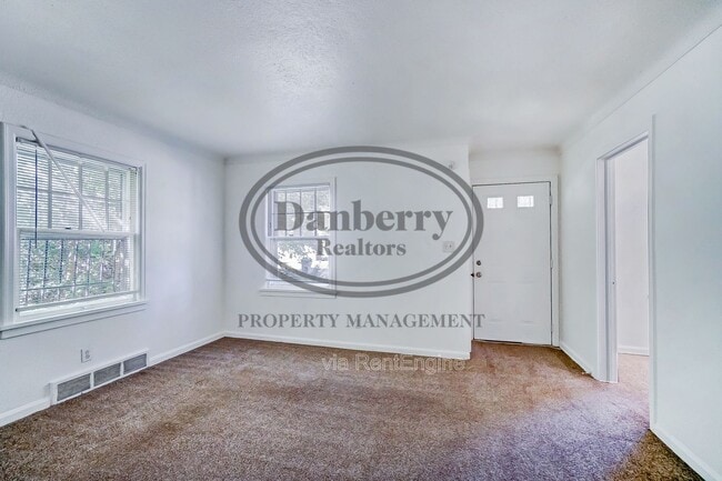 Photo - 1132 Brookley Blvd Unidad 1