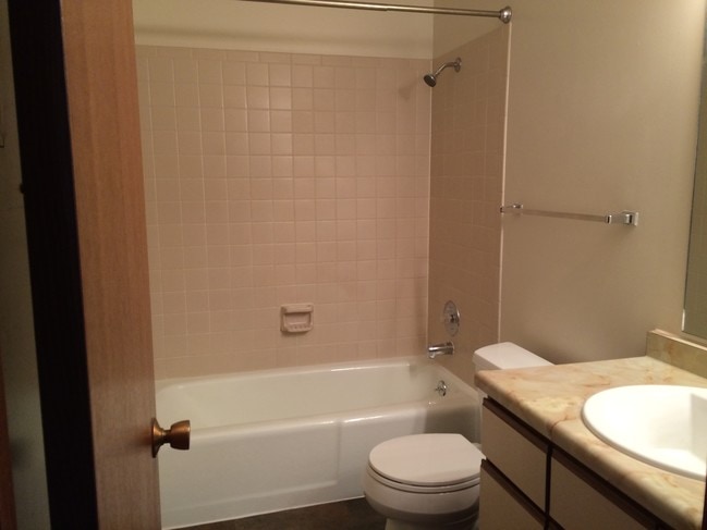 Photo - Parkside Apartments