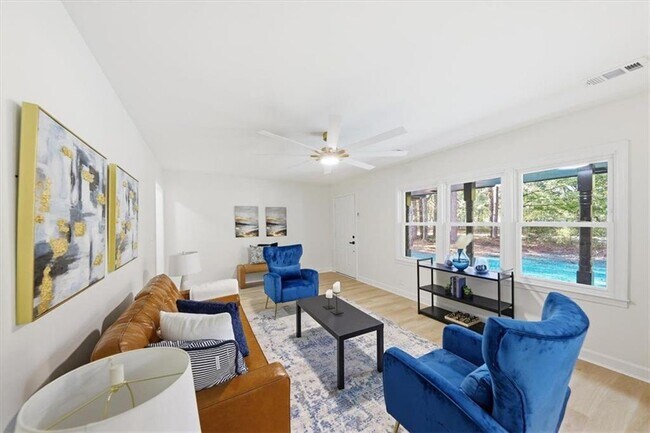 Photo - 3488 Richmond Dr SE