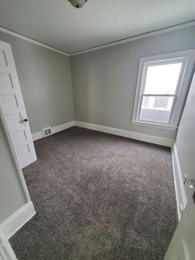 Photo - 1853-1855 N 39th St. (Duplex) Unidad 1855 (Upper)