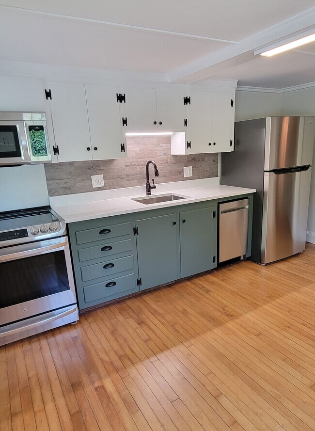 Photo - 45 Elm St Townhome