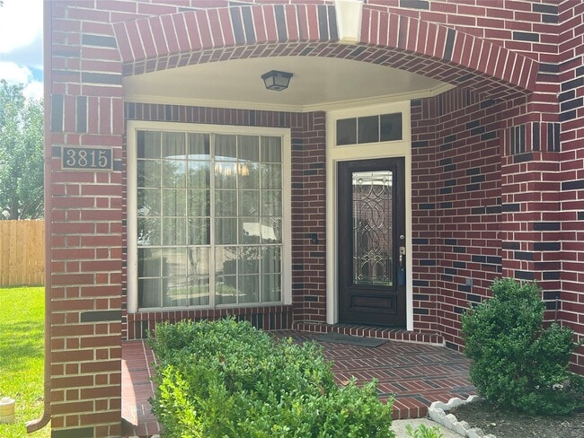 Photo - 3815 Shadow Knoll Ct