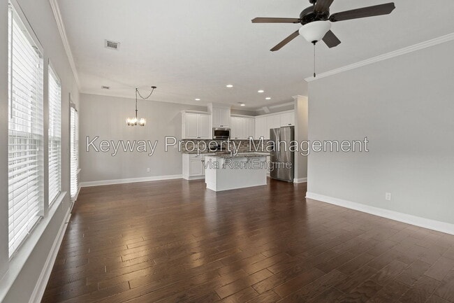 Photo - 435 Brantley Cove Cir