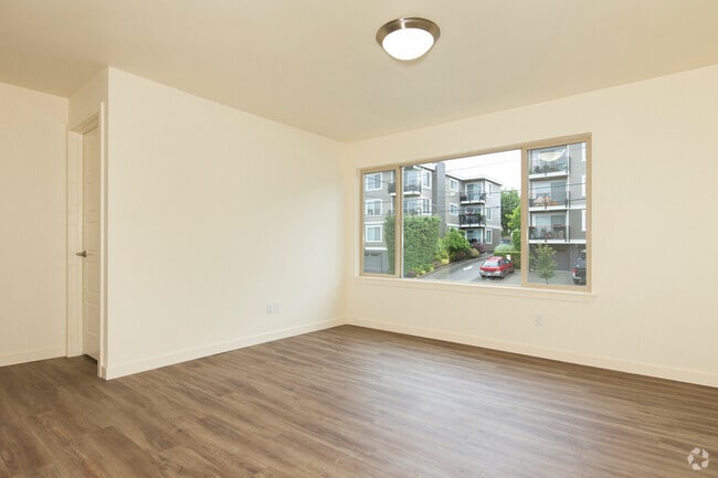 Building Photo - 2237 NW 59th-3 Unit 3 Rental