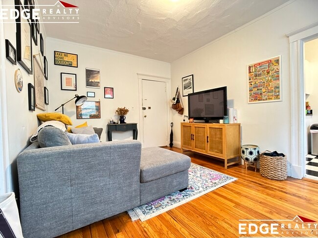 Photo - 120 Brainerd Rd Unidad 12