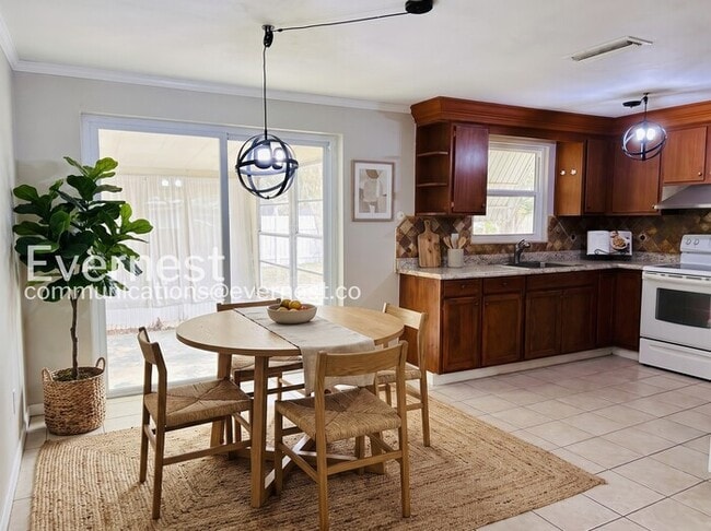 Photo - 2412 Arcadia Rd