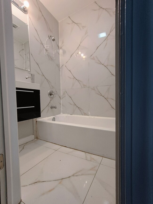 Photo - 228 S 7th St
