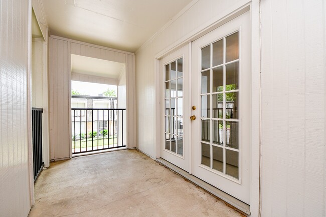 Photo - 12633 Memorial Dr Unit 114