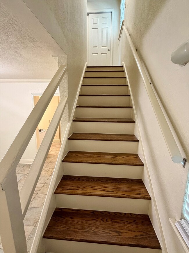 Building Photo - 2812 Wichita St Unit 13