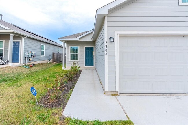 Photo - 2308 Nightview Dr