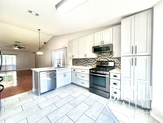 Photo - Solar Panel 3bd/2bath Home located Northeast Pensacola