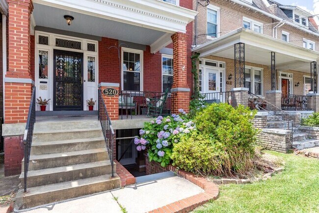 Photo - 520 Randolph St NW Unit B