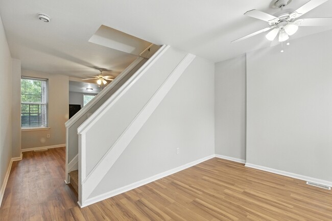 Photo - 1211 E Oliver St