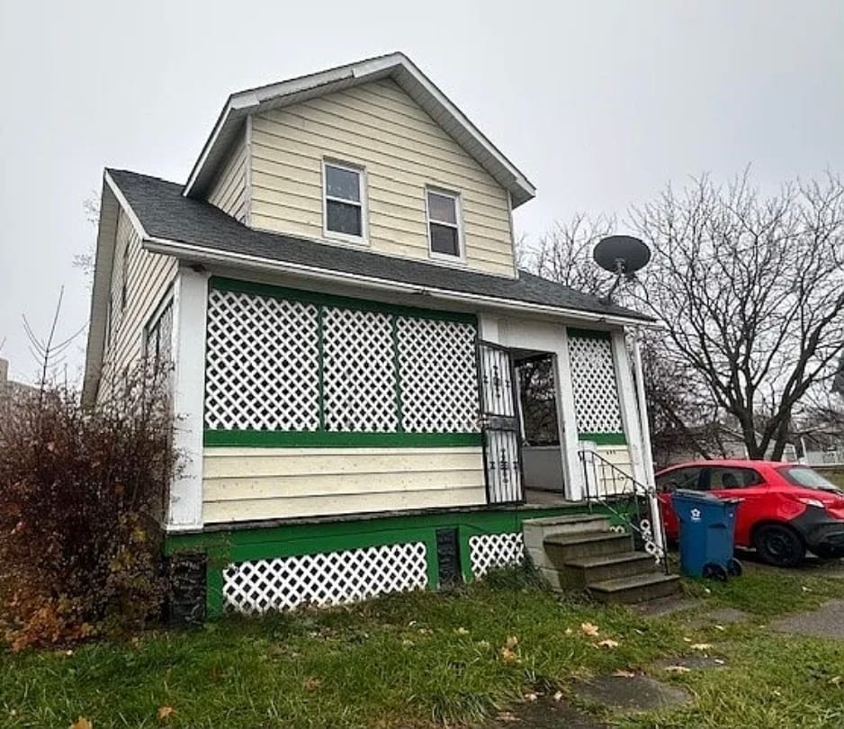 Photo - 213 W 16th St Casa