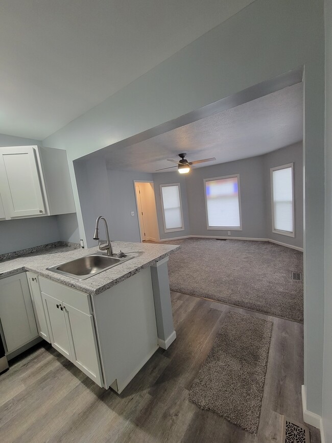 2 Bedroom Kitchen/Bar area