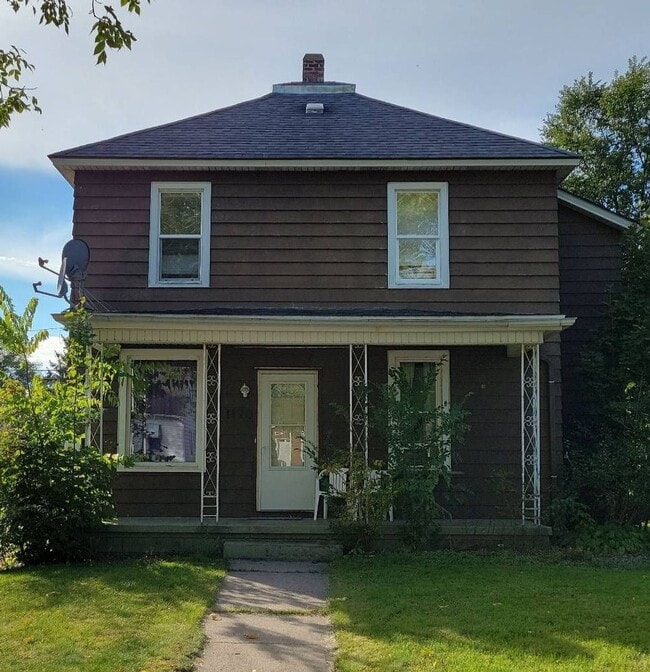 Building Photo - 1120 S 12th Ave Ct Unit Upper