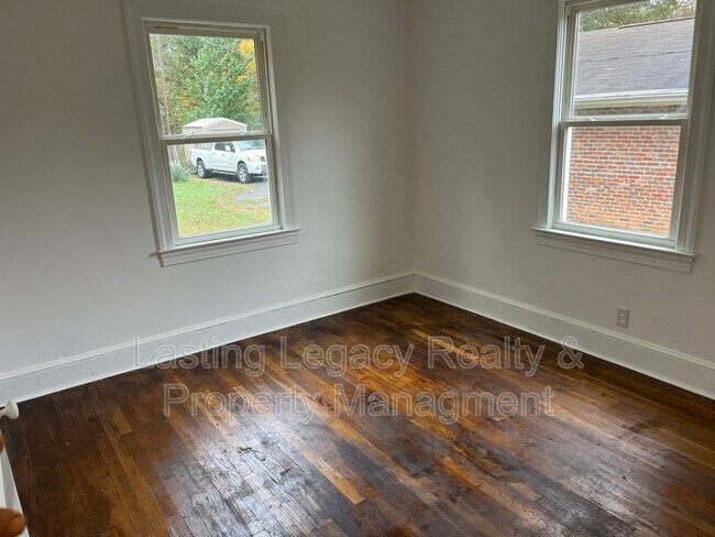 Photo - 3709 Prospect Dr