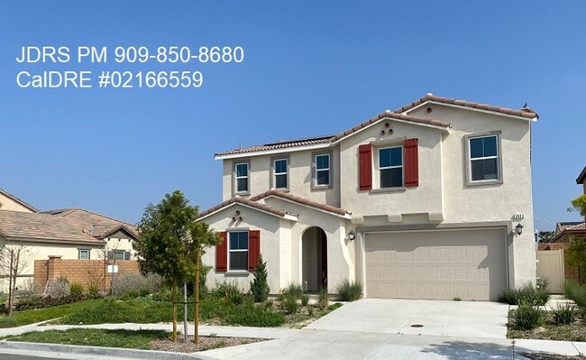 Building Photo - Ontario 4 Bedroom Home