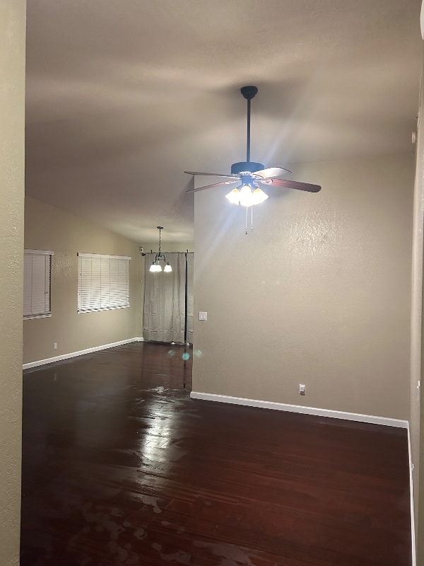 Photo - 5200 Roseana Ct