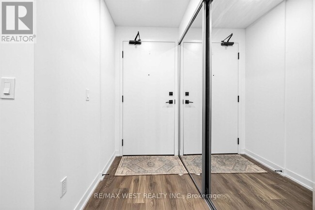 Photo - 10 Abeja St Unit 1516