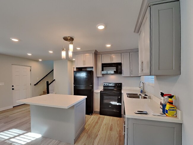 Photo - Brand New 4/2 Home in Iveywood Available Now!