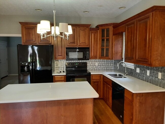 Photo - 1000 Indian Ridge Cir