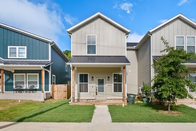 Building Photo - Duncan St Duplex Unit 1 Rental
