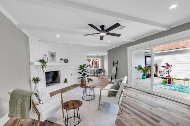 Photo - 3518 Shore Shadows Dr