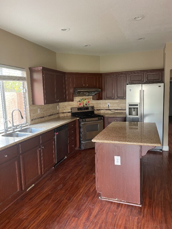 5747 Crescent Landing St House House Rental in Las Vegas, NV