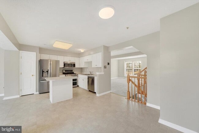 Photo - 5032 Finsbury Rd