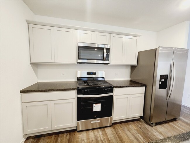 Building Photo - 6043 Canyon Dawn Dr