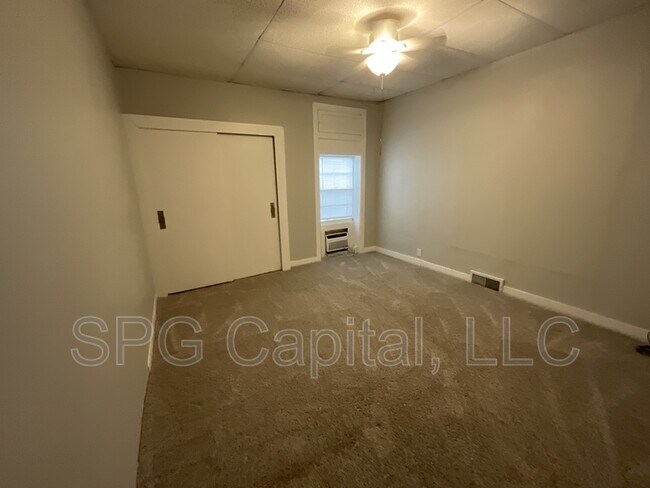 58 E Stevens St Unit 1