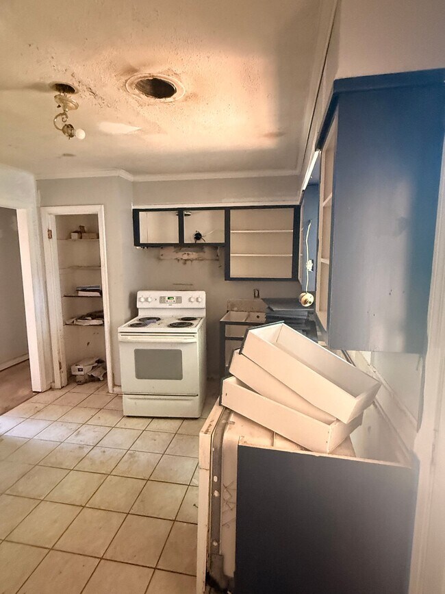 Photo - 713 Raines Dr